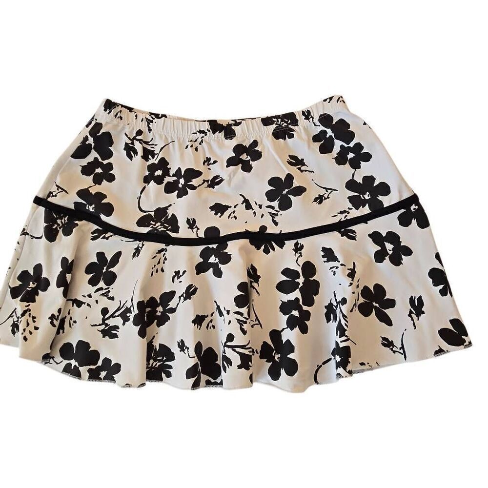 Jerdog Women's Athletic Tennis Pickleball Black White Floral Skirt Size Medium